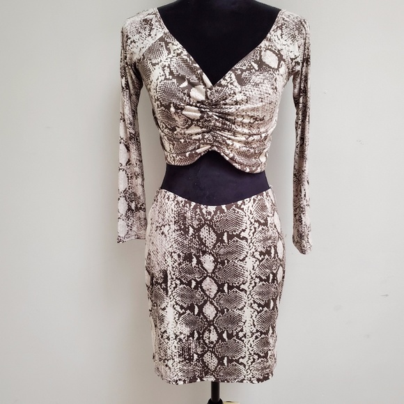 STYLED ON INSTAGRAM Double Cross Skirt Set - Taupe - Picture 4 of 8